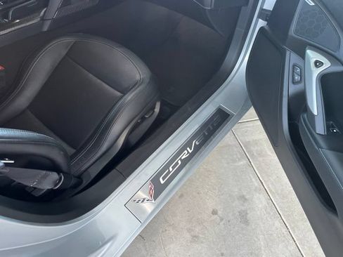 Used 2017 Chevrolet Corvette Stingray Coupe w/ Carbon Flash Badge Package RWD image 25