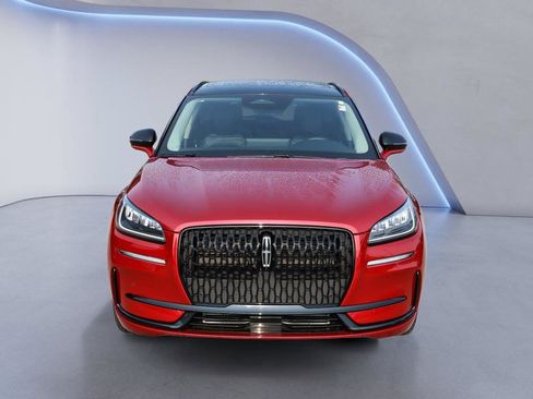 Used 2025 Lincoln Corsair AWD w/ Equipment Group 101A image 10