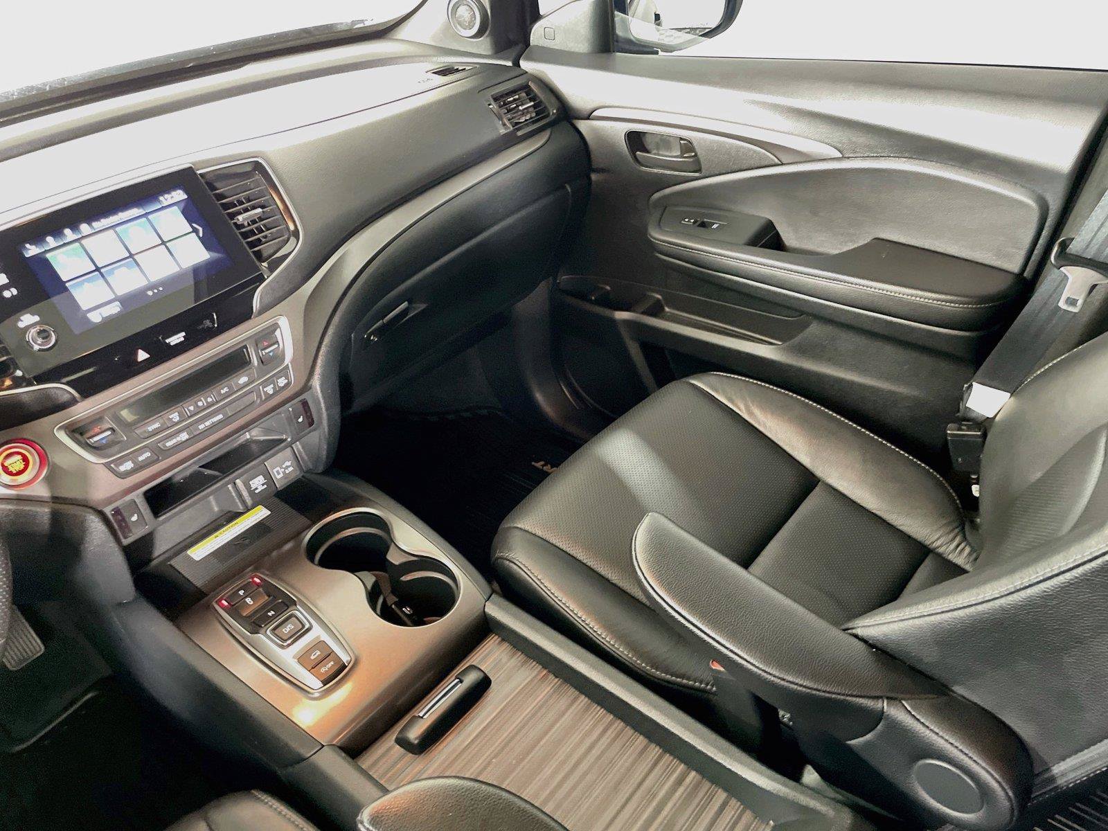 Used 2023 Honda Passport EX-L image 27