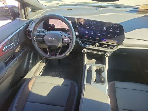 Used 2026 Chevrolet Equinox EV RS image 12