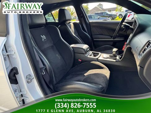 Used 2022 Dodge Charger Scat Pack w/ Plus Group RWD image 12