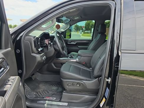 Used 2024 Chevrolet Silverado 2500 LTZ w/ LTZ Plus Package AWD/4WD image 20