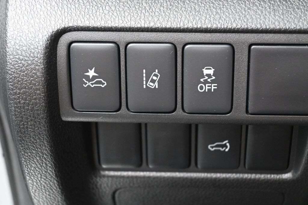 Used 2025 Mitsubishi Eclipse Cross SE AWD/4WD image 15