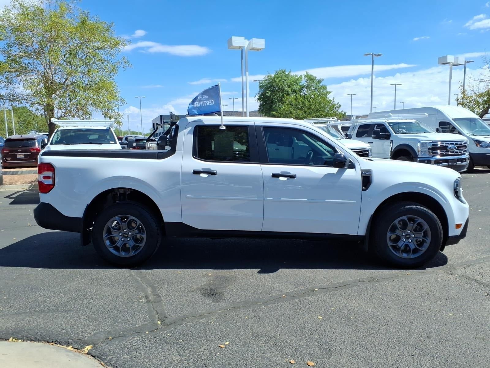 Certified 2025 Ford Maverick XLT w/ XLT Luxury Package AWD/4WD image 3