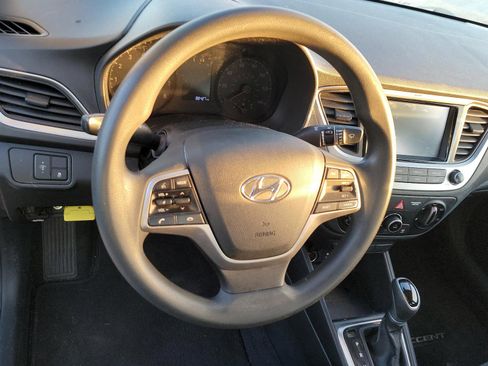 Used 2019 Hyundai Accent SEL FWD image 9