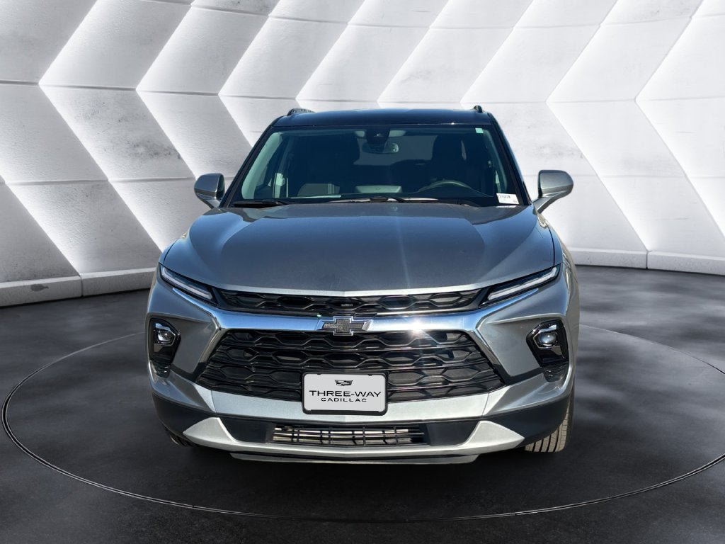 Used 2026 Chevrolet Blazer LT w/ Convenience Package FWD image 8