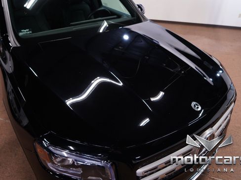 Used 2022 Mercedes-Benz GLB 250 w/ Premium Package image 13