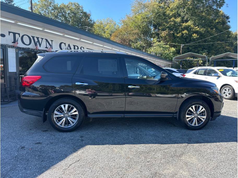 Used 2020 Nissan Pathfinder S FWD image 5