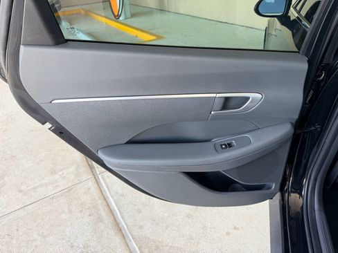Used 2022 Hyundai Sonata SE w/ Cargo Package FWD image 21