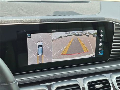 Used 2022 Mercedes-Benz GLE 350 image 13