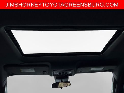 Used 2022 Chevrolet Silverado 1500 LT Trail Boss w/ LT Trail Boss Premium Package image 23