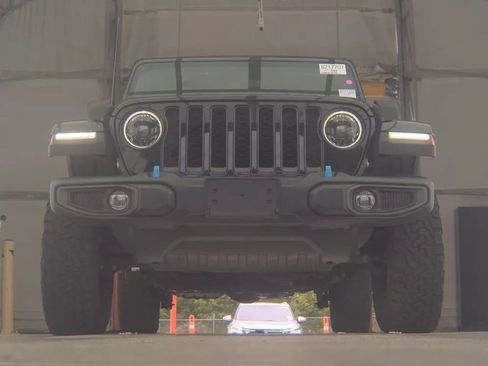 Used 2023 Jeep Wrangler Unlimited Rubicon 4xe w/ Cold Weather Group AWD/4WD image 3