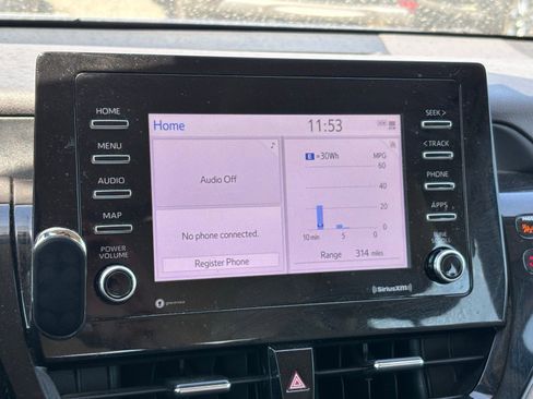 Used 2022 Toyota Camry LE image 6