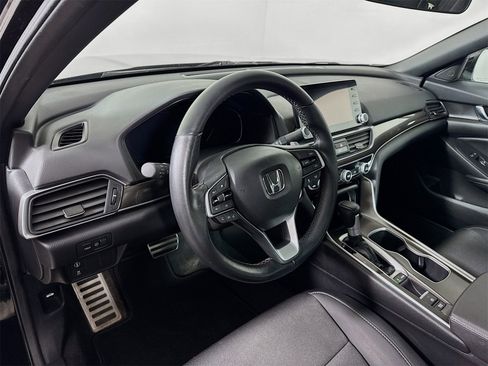 Used 2020 Honda Accord Sport image 7