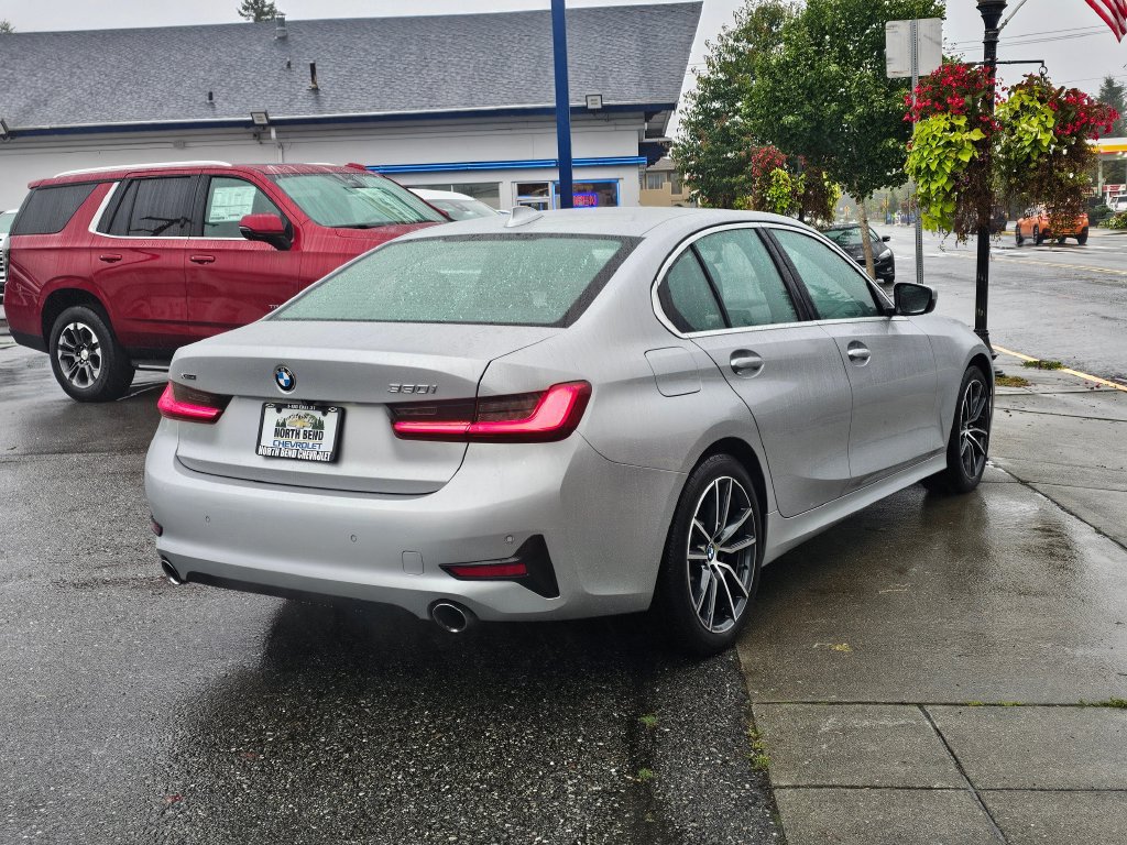 Used 2019 BMW 330i xDrive Sedan w/ Convenience Package AWD/4WD image 5