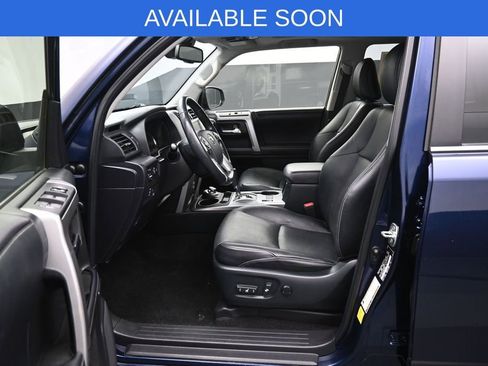 Used 2024 Toyota 4Runner Limited AWD/4WD image 9