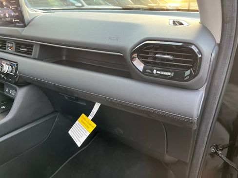 Used 2026 Honda Pilot Elite image 31