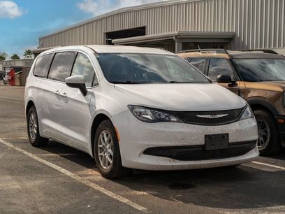 Used 2022 Chrysler Voyager LX