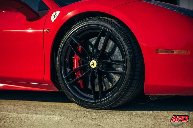Used 2018 Ferrari 488 GTB RWD image 54
