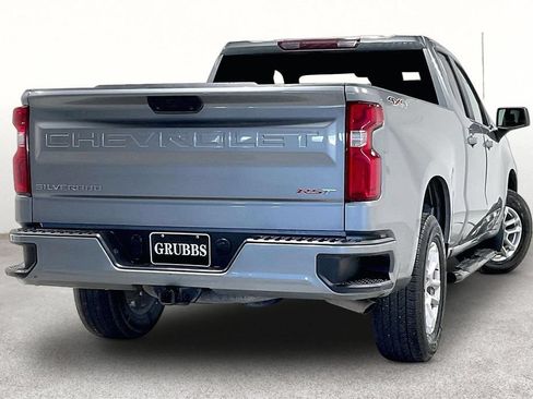 Used 2023 Chevrolet Silverado 1500 RST AWD/4WD image 2