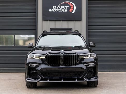 Used 2021 BMW X7 xDrive40i w/ M Sport Package AWD/4WD image 2