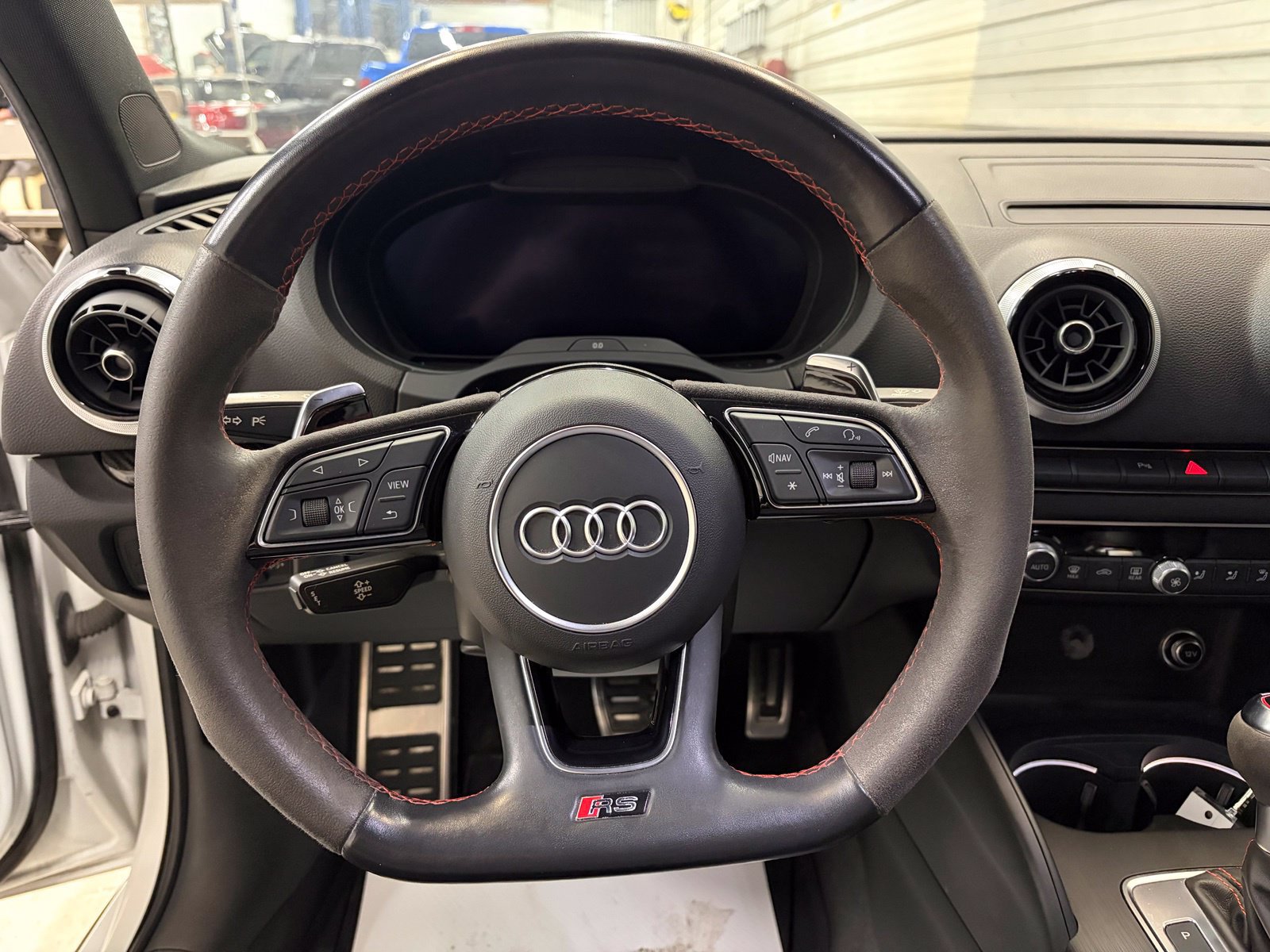 Used 2018 Audi RS 3 w/ Technology Package AWD/4WD image 13