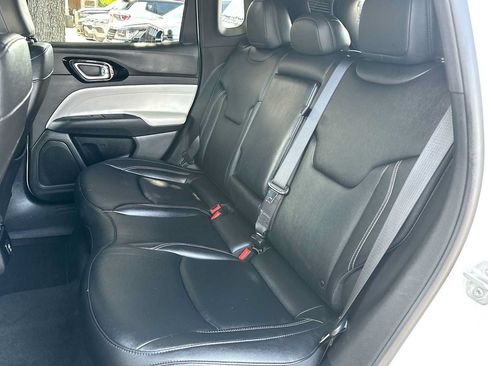 Used 2025 Jeep Compass Limited AWD/4WD image 23