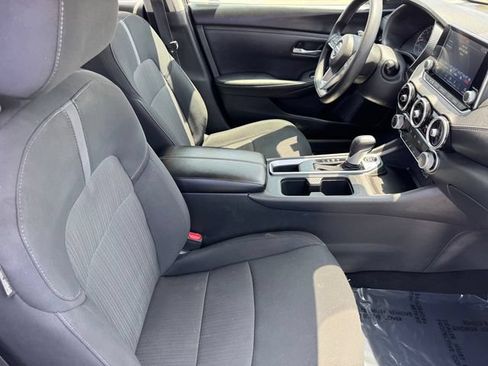 Used 2023 Nissan Sentra SV FWD image 6