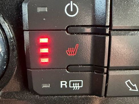 Used 2016 Ford F150 XLT w/ Equipment Group 302A Luxury image 16