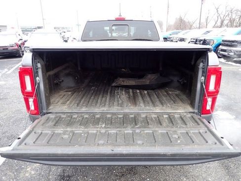 Used 2022 Ford Ranger Lariat w/ Equipment Group 501A High image 7