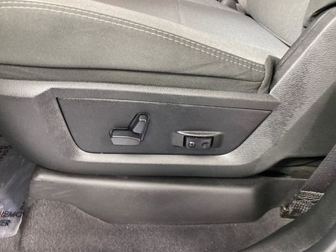 Used 2024 RAM 3500 Big Horn image 8