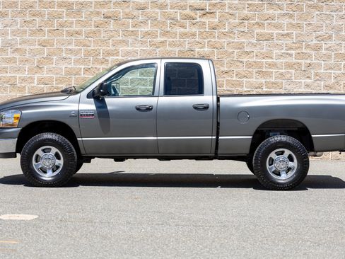 Used 2008 Dodge Ram 2500 Truck SLT w/ Popular Equipment Group AWD/4WD image 7