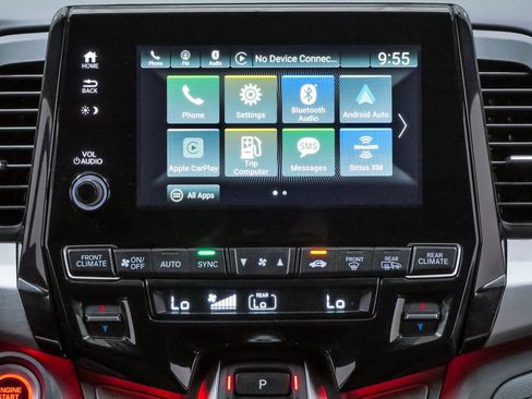 Used 2024 Honda Odyssey Sport image 18
