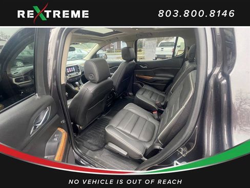 Used 2017 GMC Acadia Denali w/ Technology Package image 9
