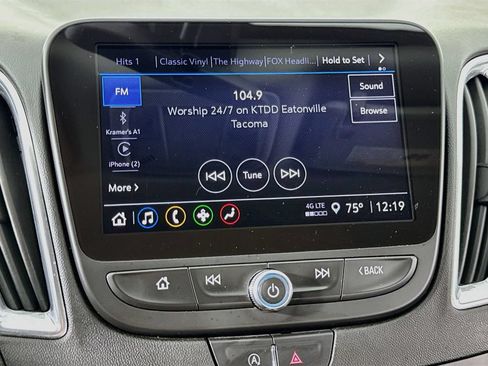Used 2021 Chevrolet Malibu LT FWD image 26
