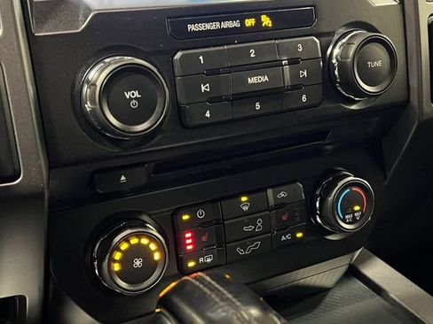 Used 2018 Ford F150 XLT w/ Equipment Group 302A Luxury image 29