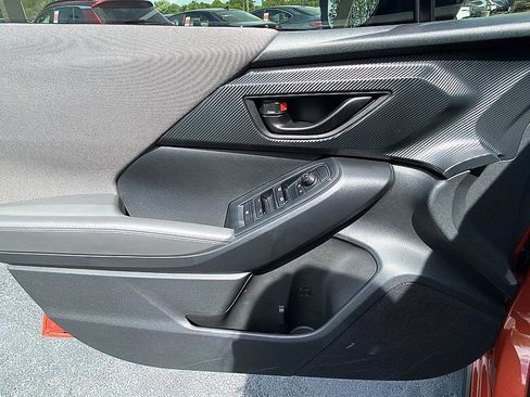 Used 2025 Subaru Crosstrek 2.0i Premium w/ Convenience Package #2 image 9