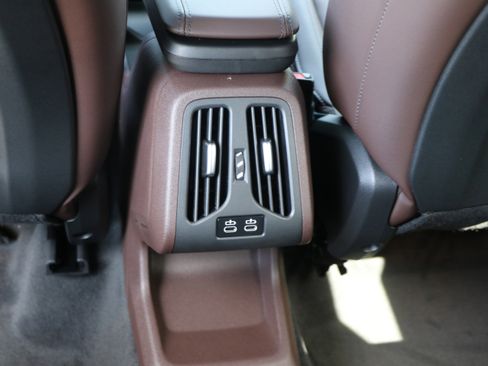 Certified 2025 BMW X1 xDrive28i w/ Technology Package image 32