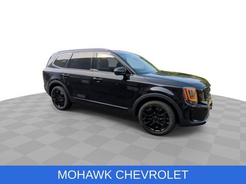 Used 2021 Kia Telluride EX w/ EX Premium Package AWD/4WD image 2
