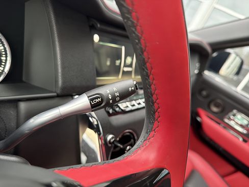 Certified 2023 Rolls-Royce Cullinan w/ Cullinan Package image 21