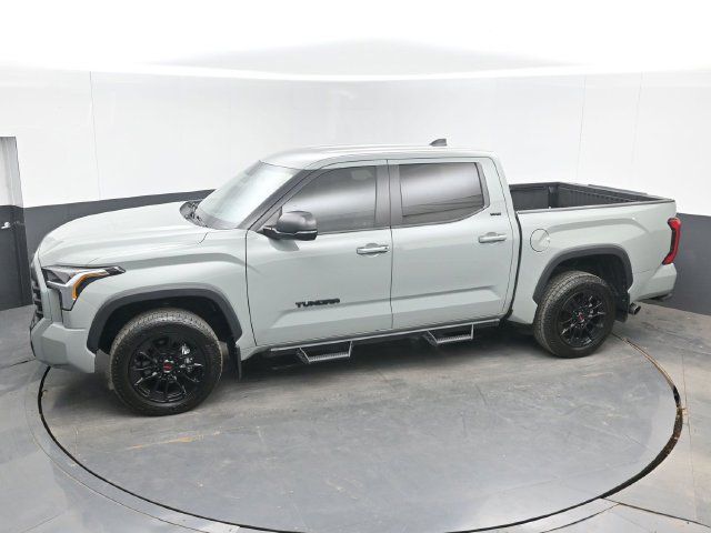 Used 2024 Toyota Tundra SR5 w/ SR5 Premium Package AWD/4WD image 34