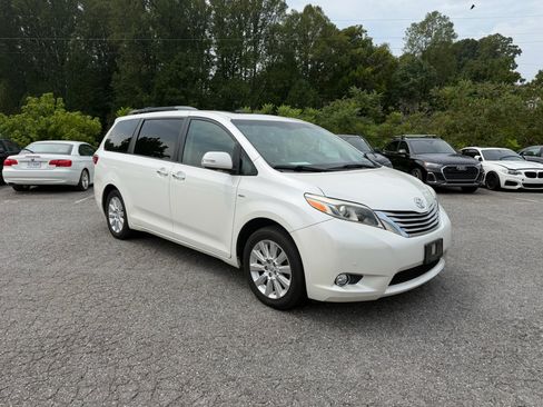 Used 2016 Toyota Sienna Limited Premium AWD/4WD image 1