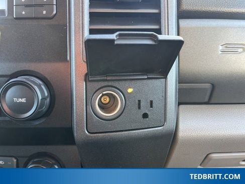 Used 2020 Ford F550 4x4 Regular Cab Super Duty image 28