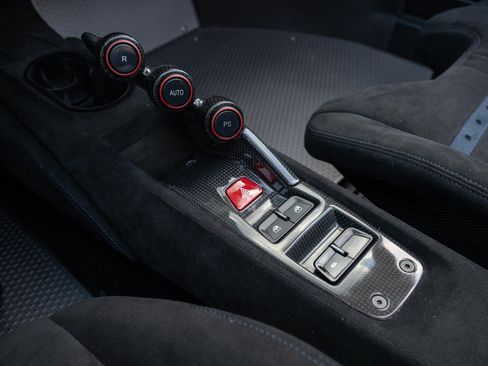 Used 2020 Ferrari 488 Pista Spider RWD image 52
