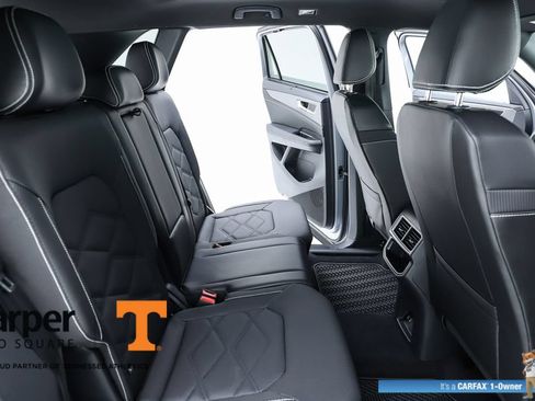 Used 2024 Volkswagen Atlas Cross Sport SE AWD/4WD image 75