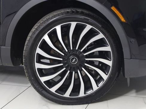 Used 2023 Lincoln Nautilus Black Label AWD/4WD image 18