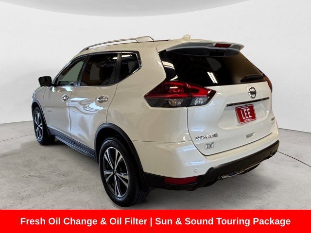 Used 2019 Nissan Rogue SV w/ Sun & Sound Touring Package AWD/4WD image 3