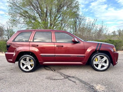 Used 2007 Jeep Grand Cherokee SRT8 w/ SRT Option Group I image 3