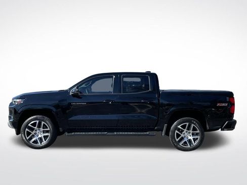 Used 2023 Chevrolet Colorado Z71 w/ Z71 Convenience Package 2 image 2