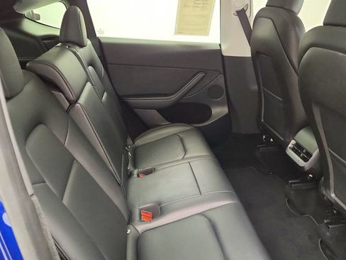 Used 2023 Tesla Model Y AWD image 26